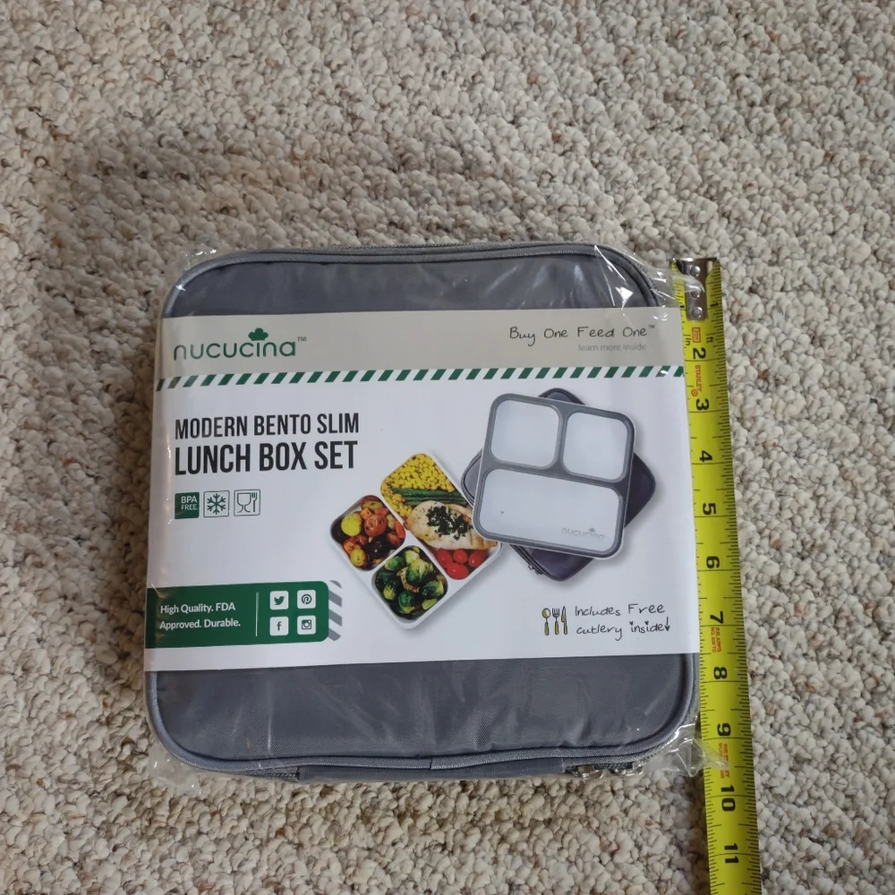 NWT Lunch Box Set